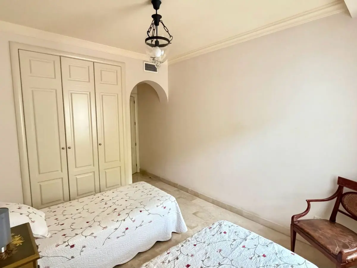Middle Floor Apartment in Marbella