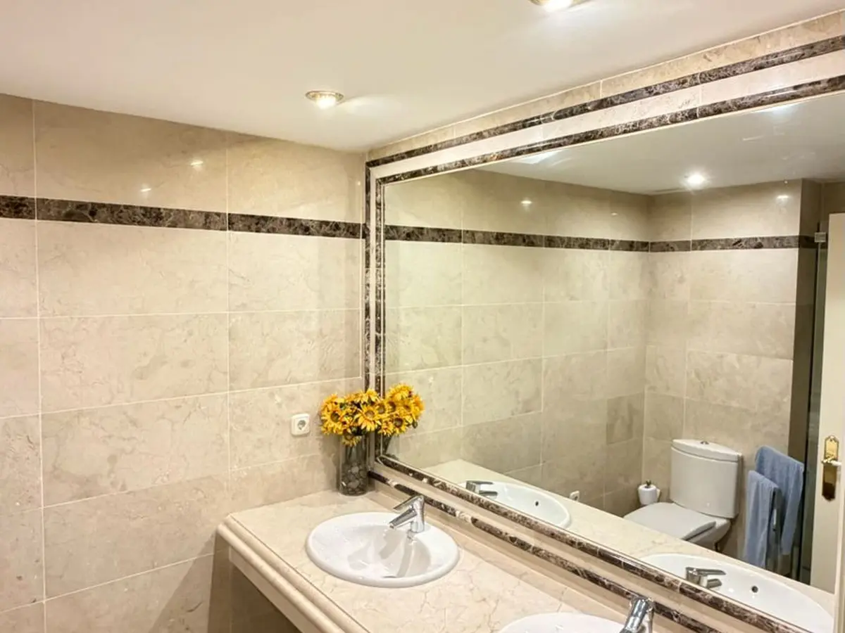 Middle Floor Apartment in Marbella