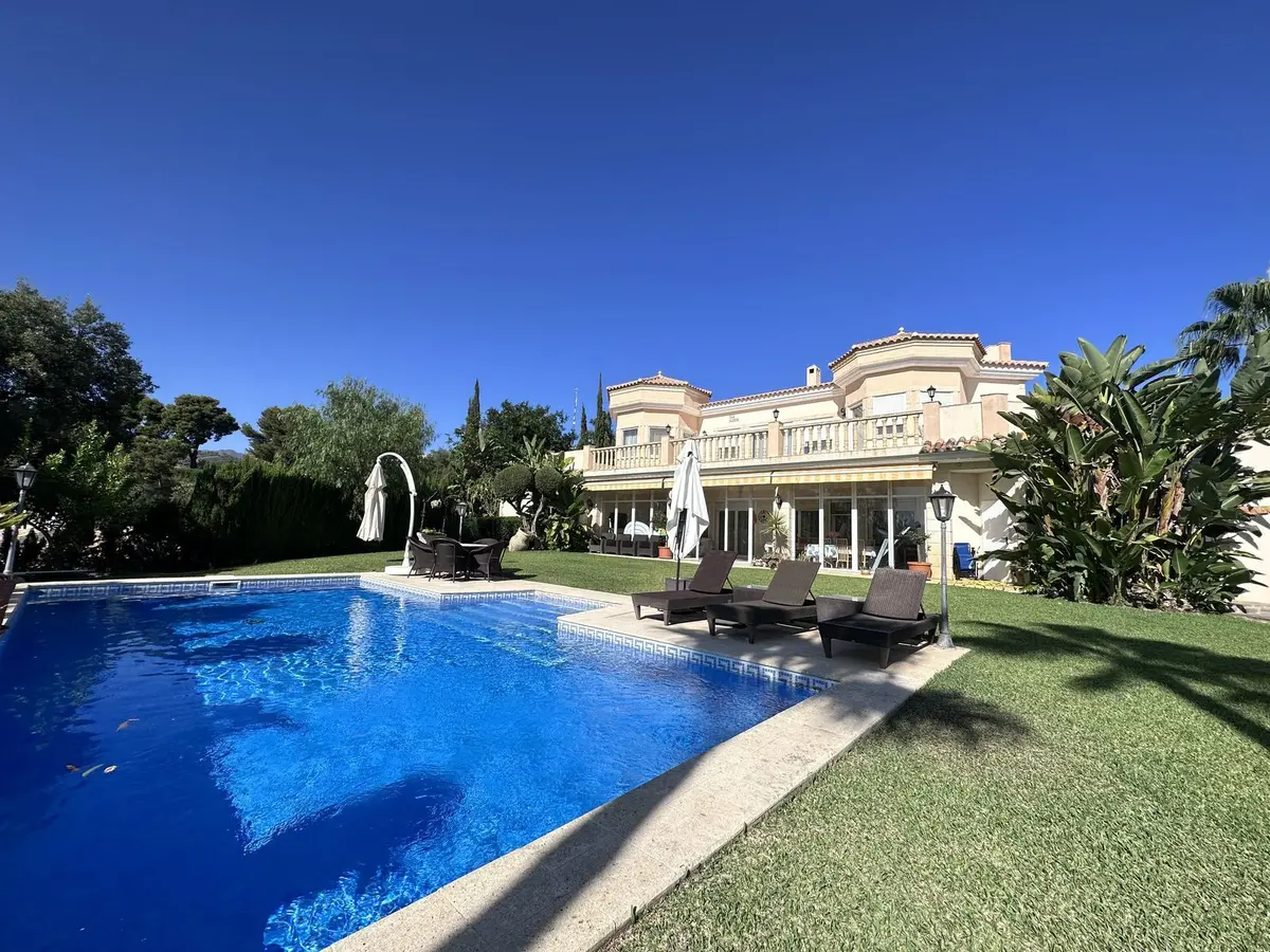 Detached Villa in El Rosario