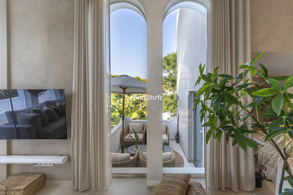 Detached Villa in Nueva Andalucía