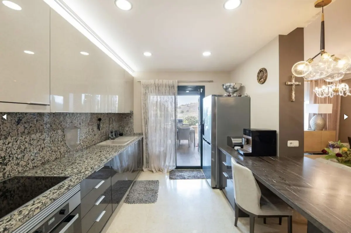 Ground Floor Apartment in Benahavís