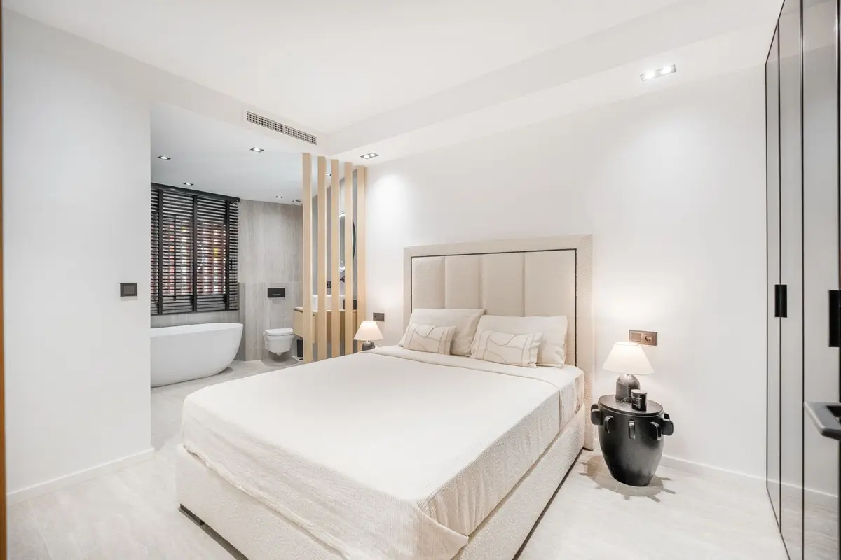 Middle Floor Apartment in Estepona