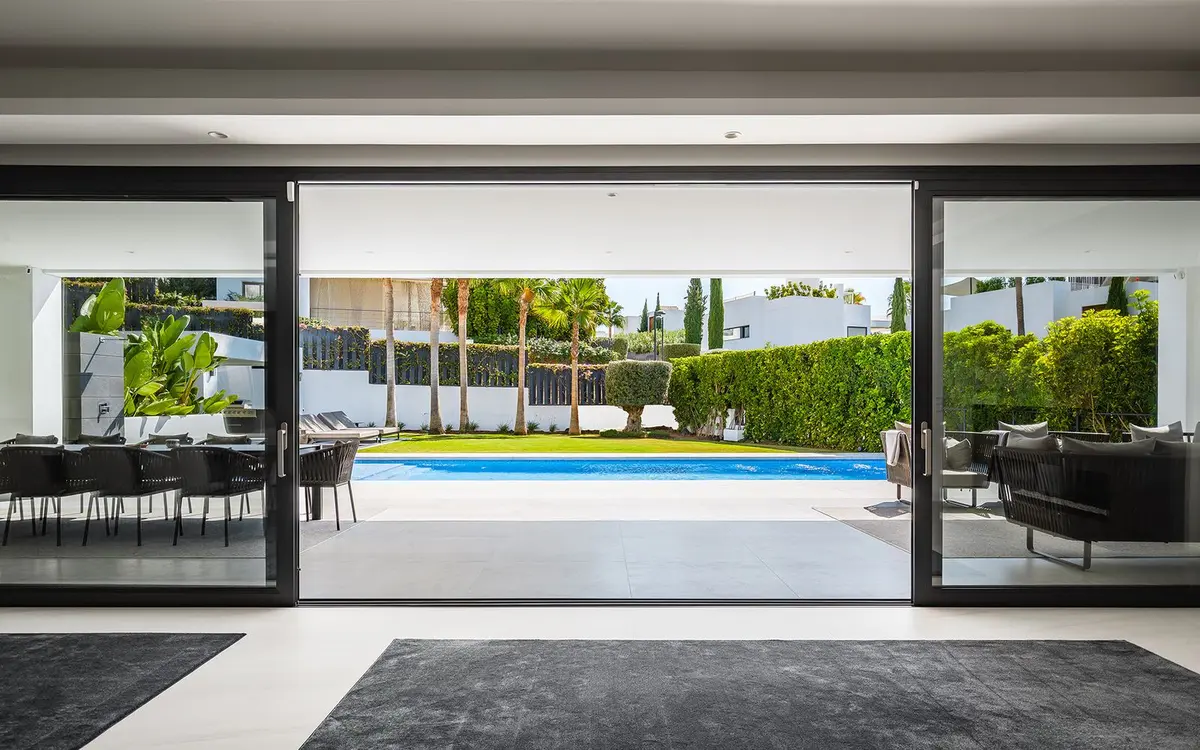 Detached Villa in Nueva Andalucía