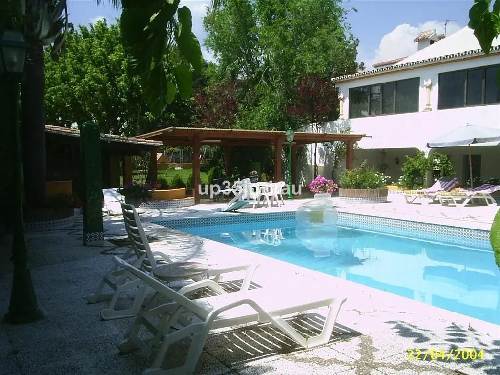 Detached Villa in Estepona