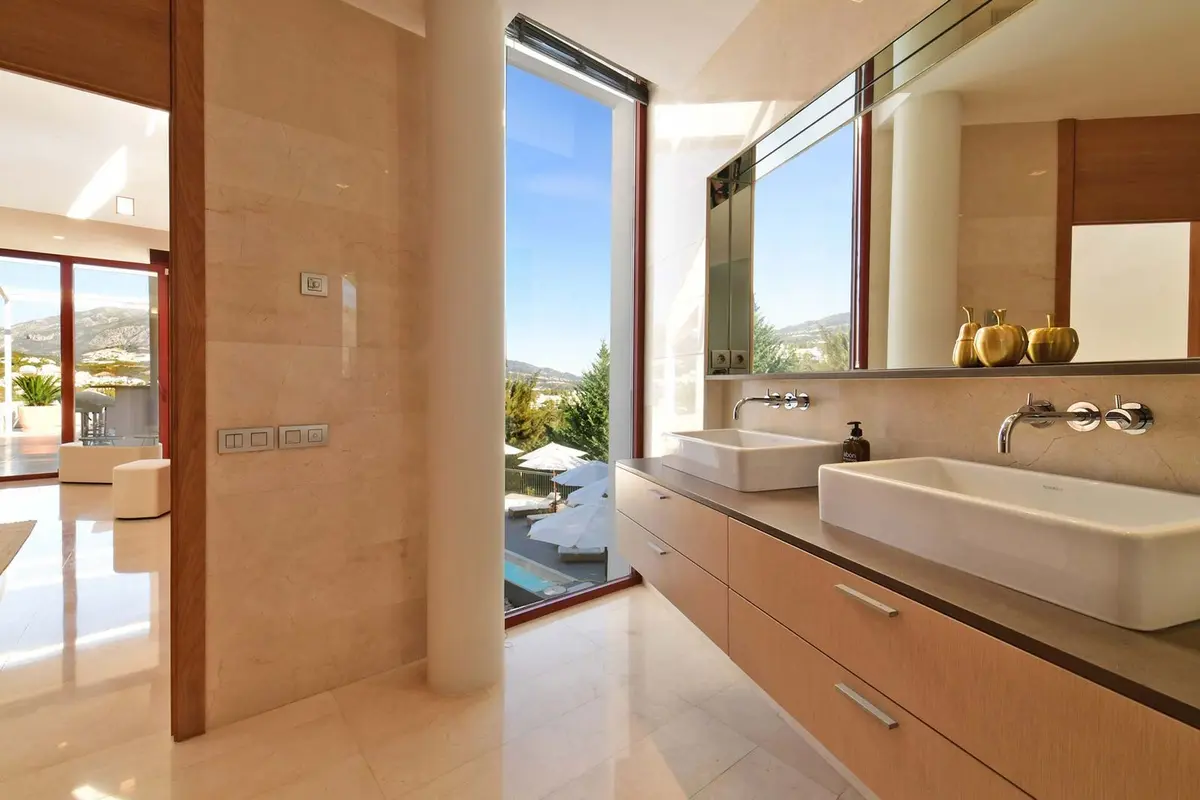 Detached Villa in Nueva Andalucía