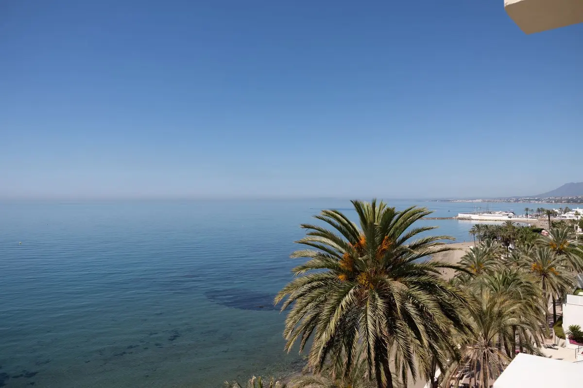 Middle Floor Apartment in Marbella
