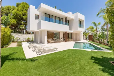Detached Villa in Puerto Banús