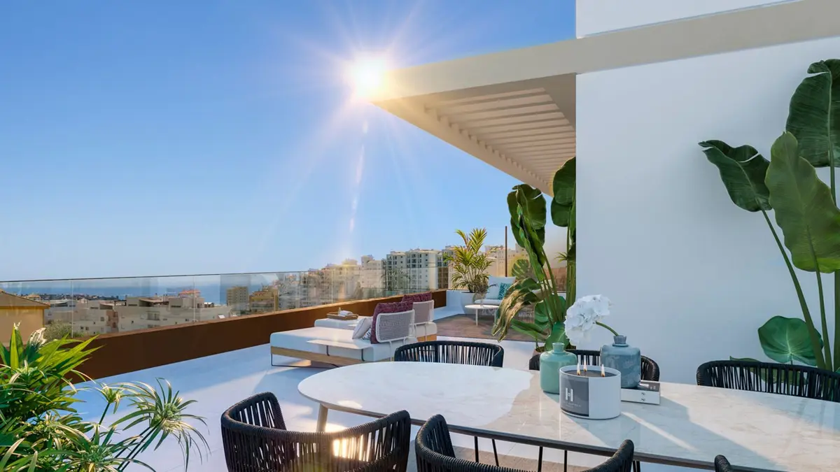 Top Floor Apartment in Estepona