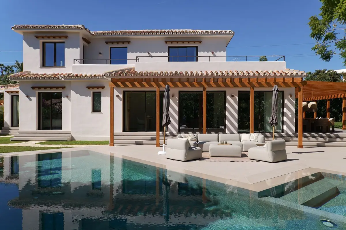 Detached Villa in Guadalmina Baja