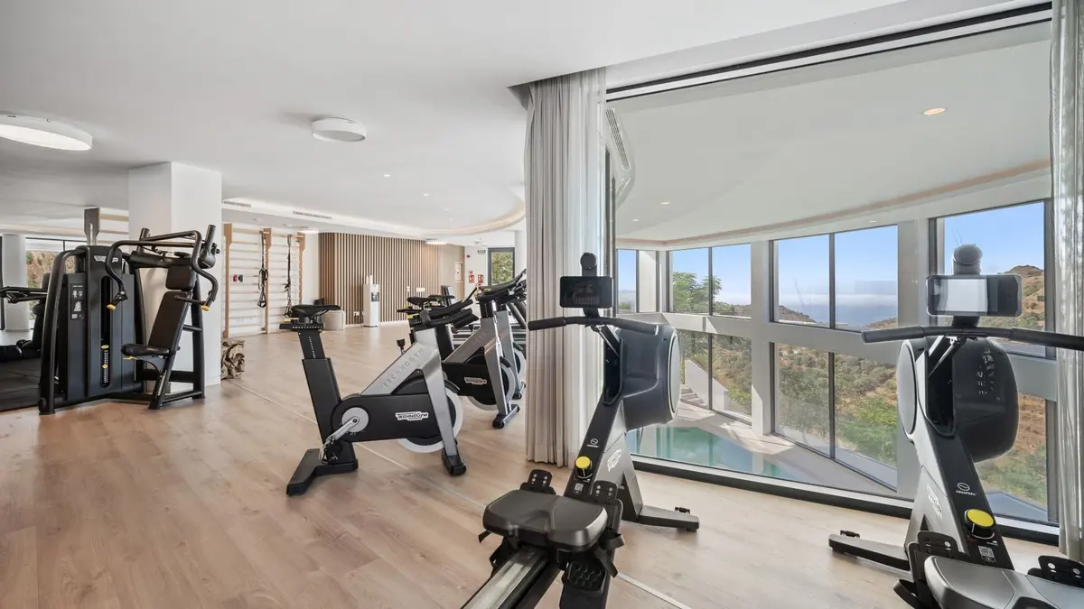 Middle Floor Apartment in Marbella
