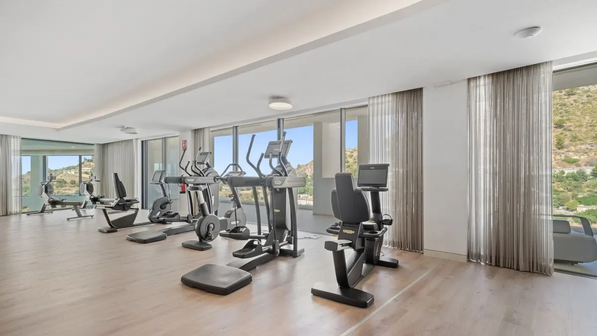 Middle Floor Apartment in Marbella