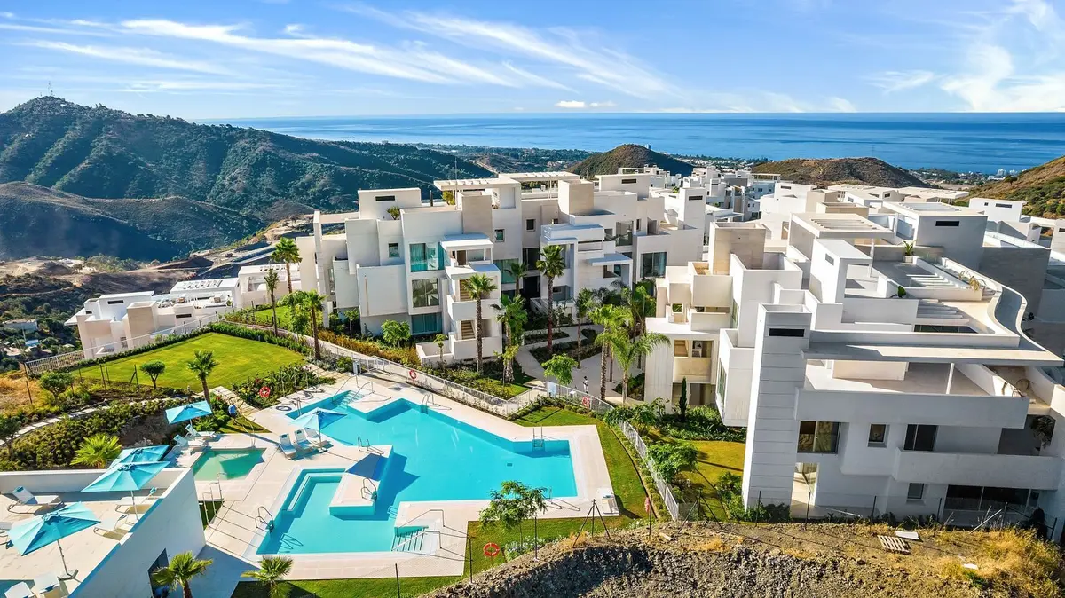 Middle Floor Apartment in Marbella