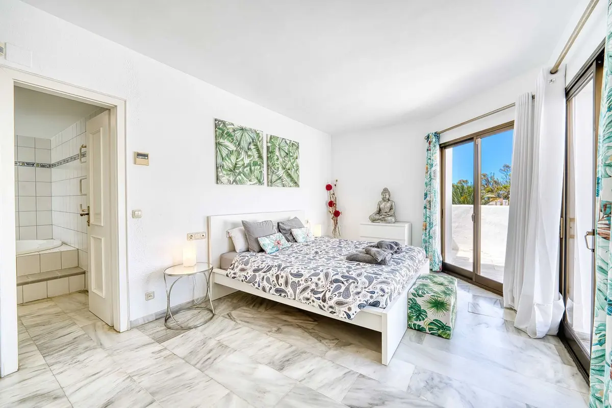Penthouse in Elviria