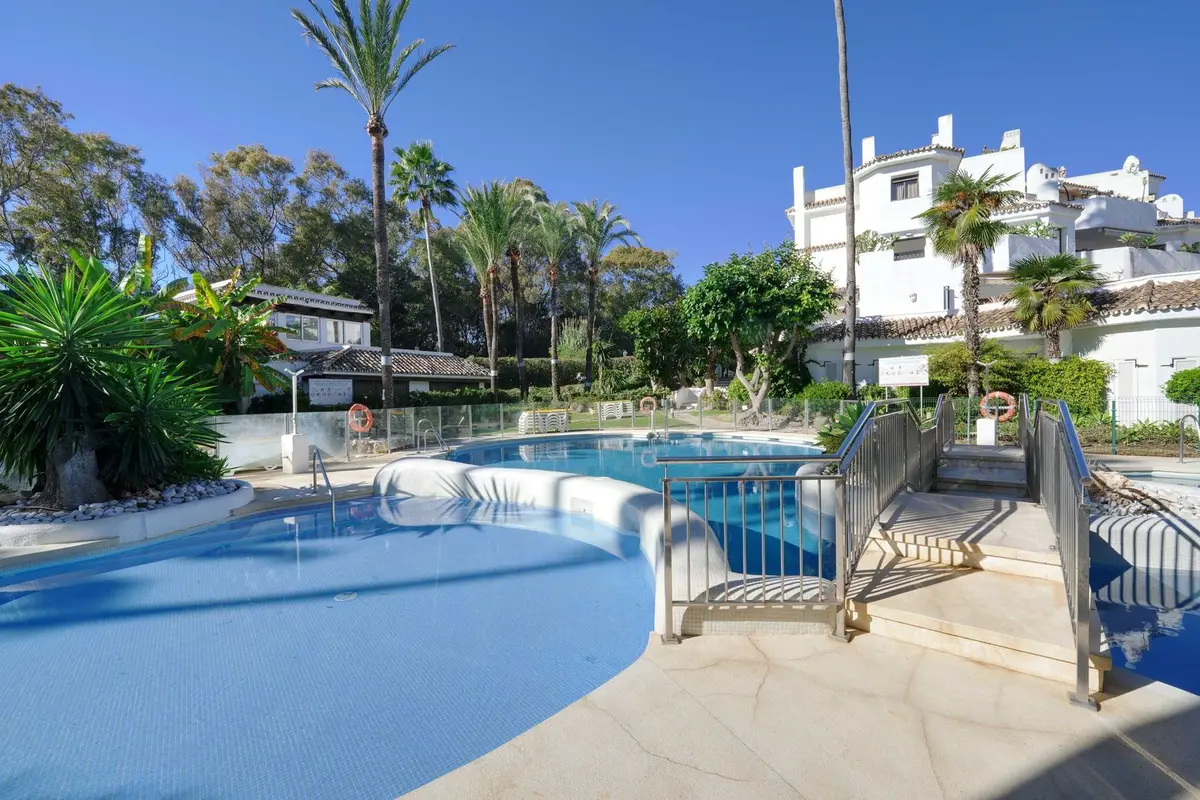 Penthouse in Elviria