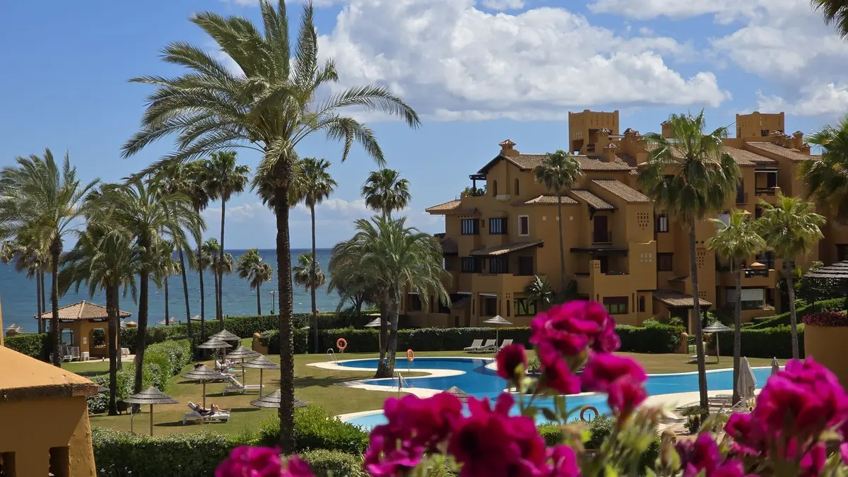 Middle Floor Apartment in Estepona