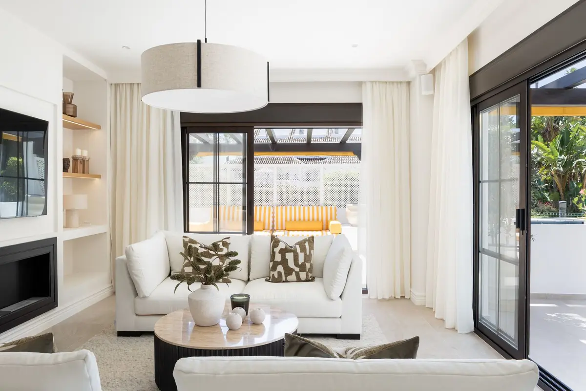 Middle Floor Apartment in Nueva Andalucía