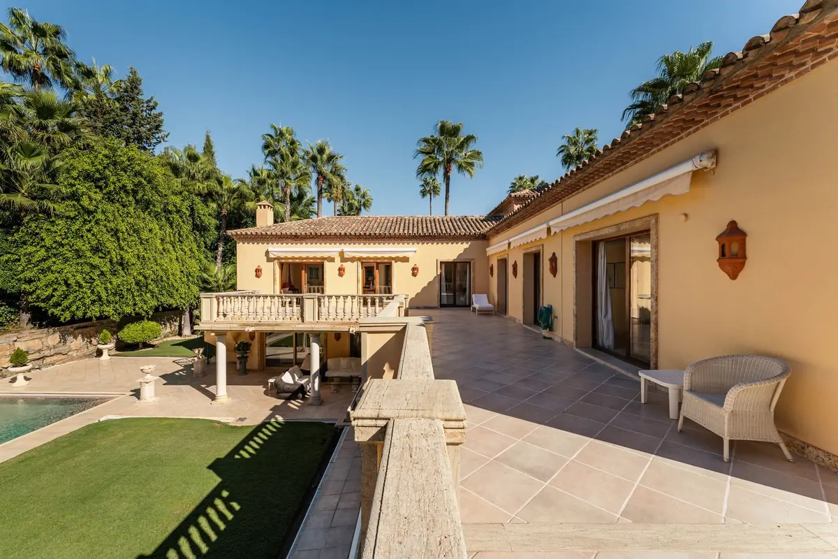 Detached Villa in Nueva Andalucía