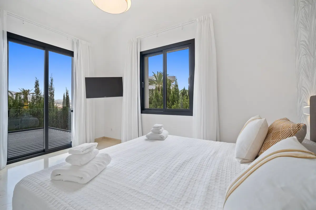 Detached Villa in Nueva Andalucía