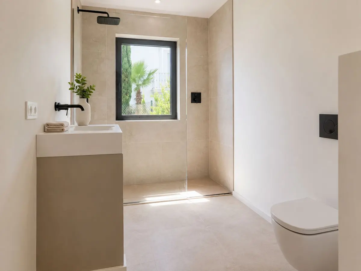Detached Villa in El Paraiso