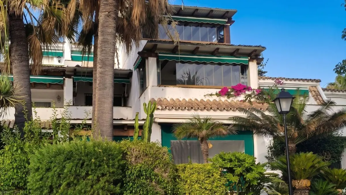 Duplex in Las Chapas