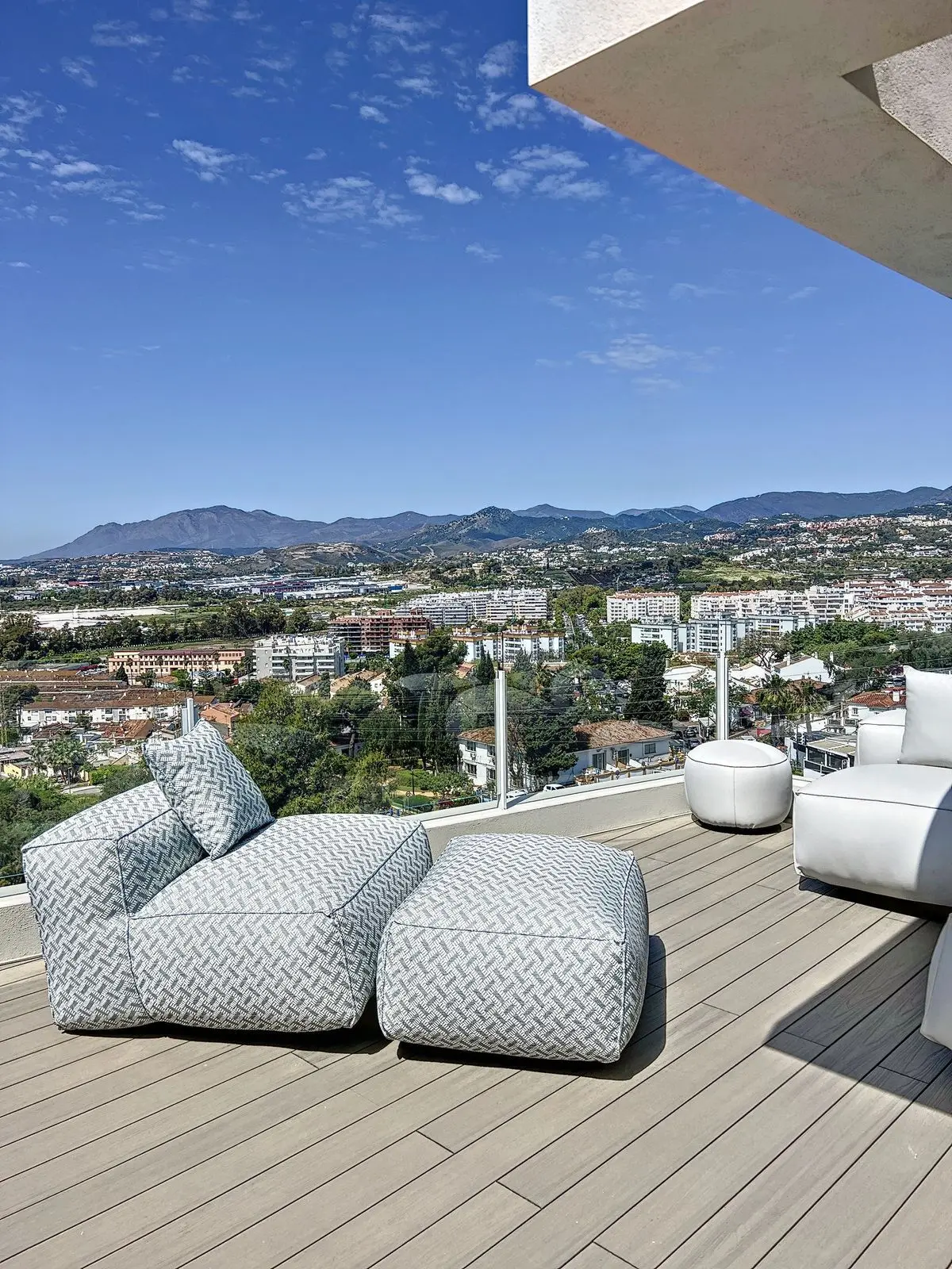 Detached Villa in Nueva Andalucía