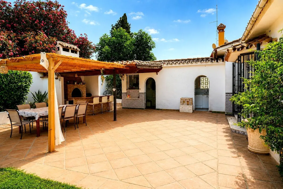 Detached Villa in Río Real