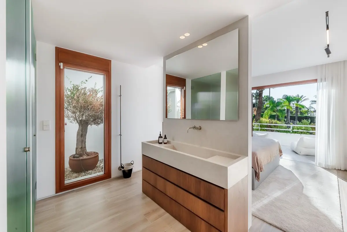 Ground Floor Apartment in Nueva Andalucía
