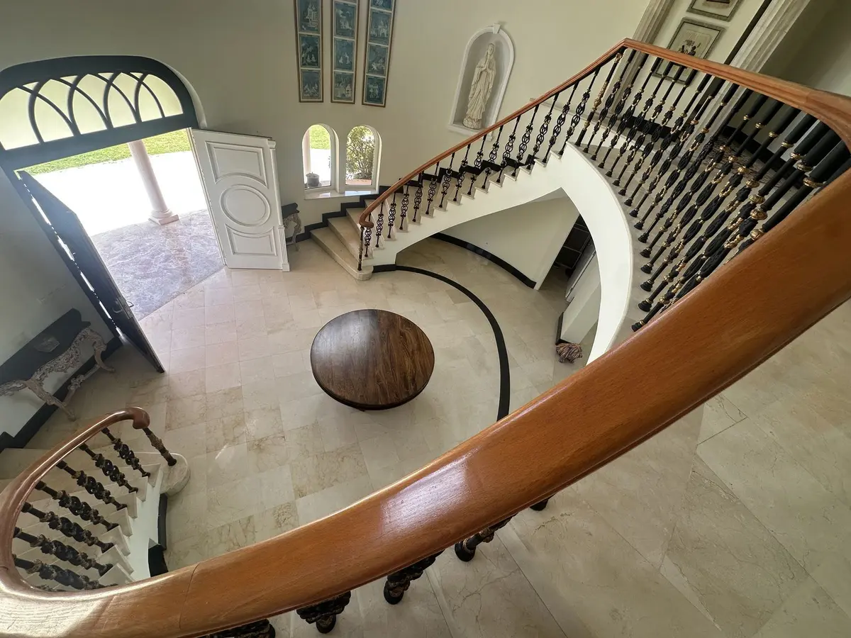 Detached Villa in El Paraiso