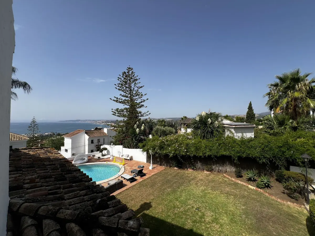 Detached Villa in Estepona