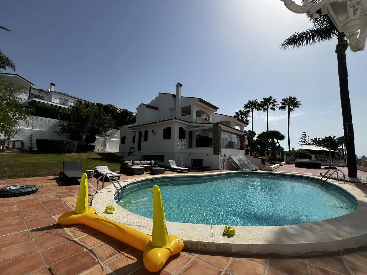 Detached Villa in Estepona
