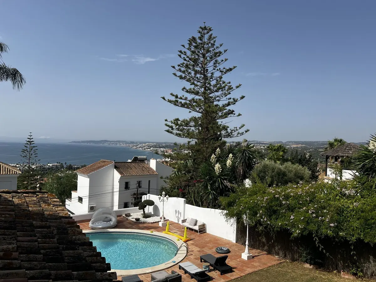 Detached Villa in Estepona