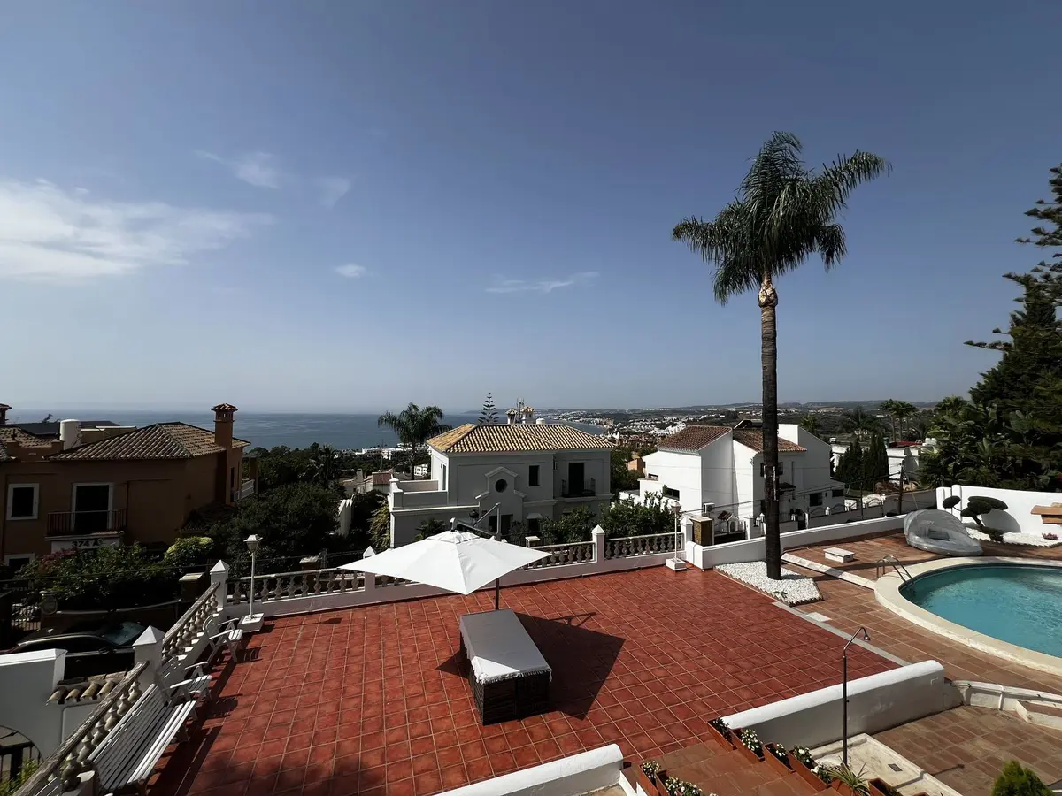Detached Villa in Estepona