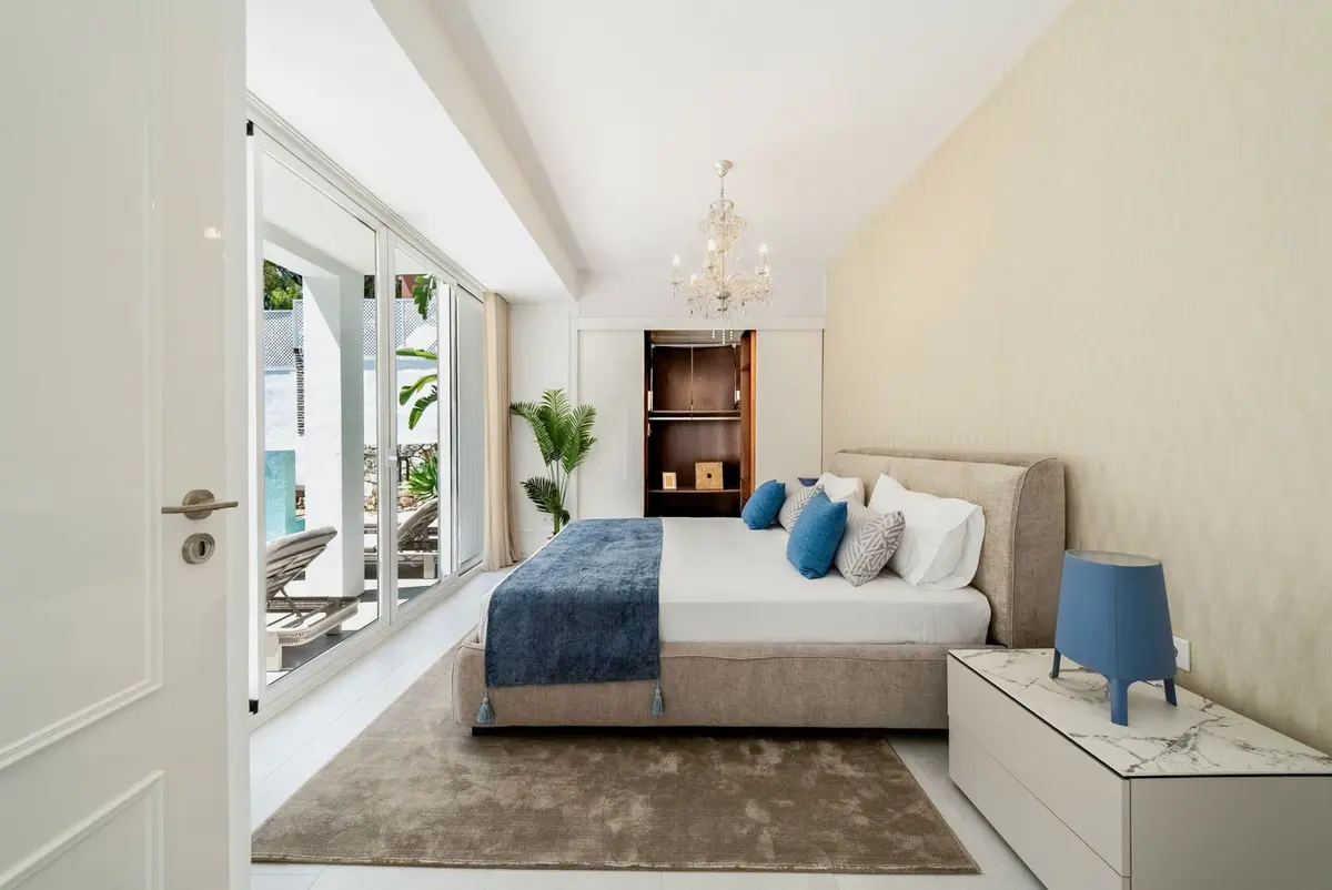 Detached Villa in Nueva Andalucía