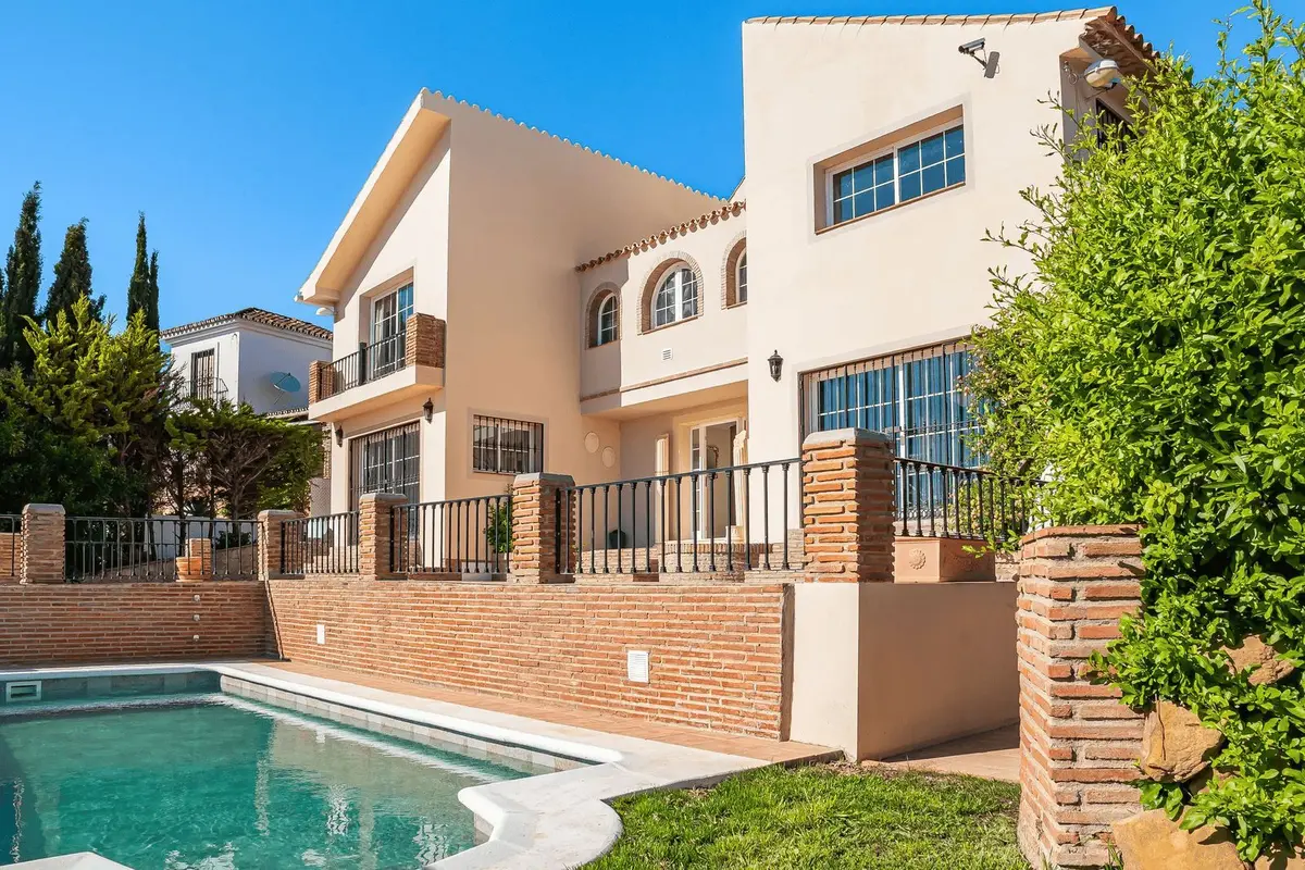 Detached Villa in Estepona