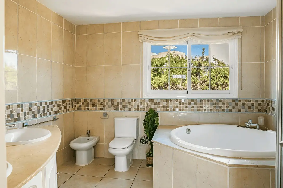 Detached Villa in Estepona