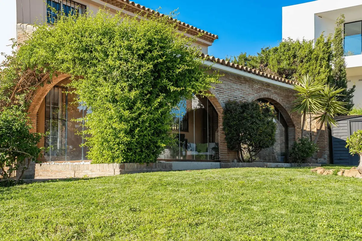 Detached Villa in Estepona