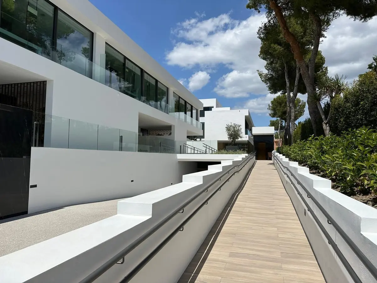 Semi-Detached House in Nueva Andalucía