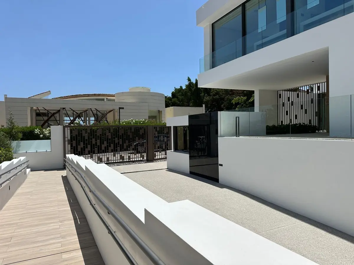 Semi-Detached House in Nueva Andalucía