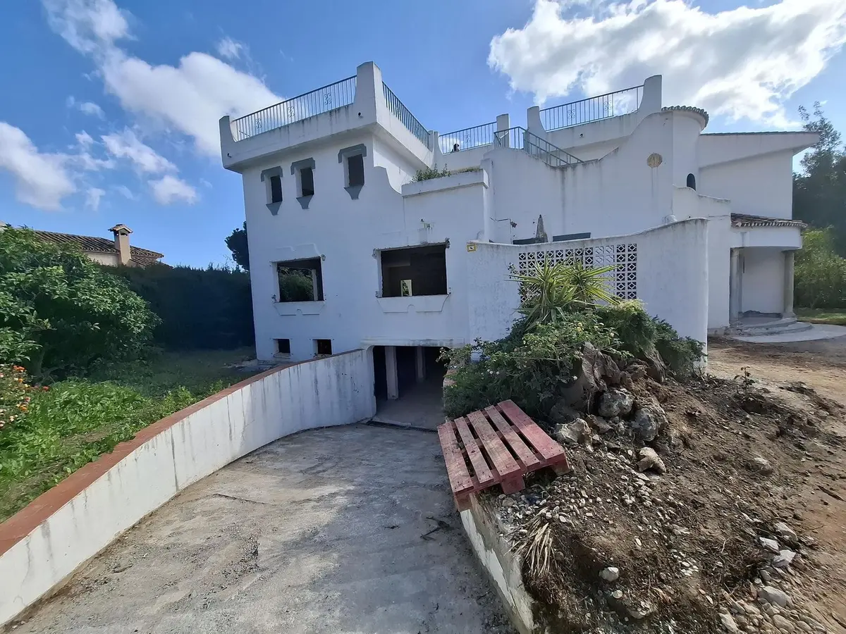 Detached Villa in Marbella
