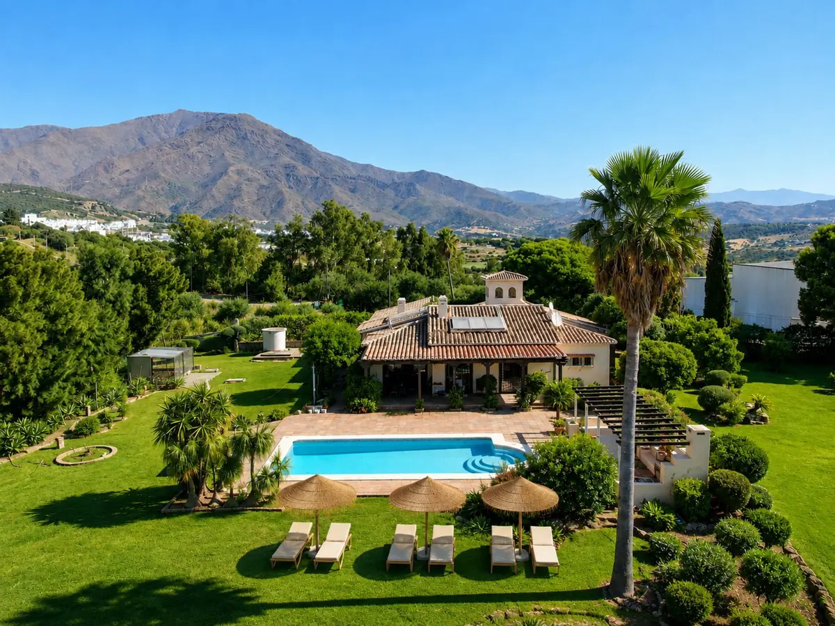 Finca - Cortijo in Estepona
