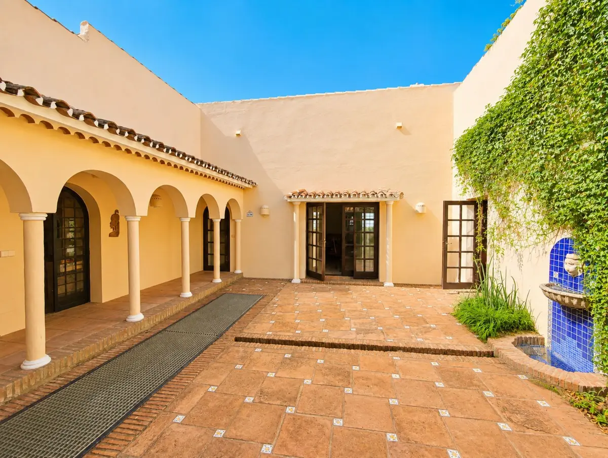 Finca - Cortijo in Estepona