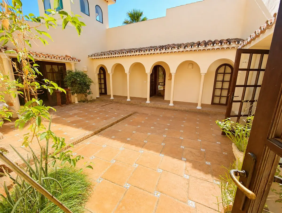 Finca - Cortijo in Estepona