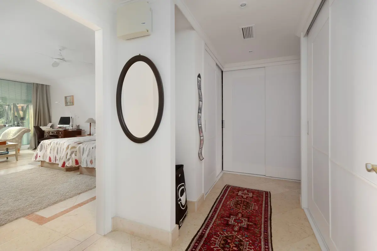 Middle Floor Apartment in Nueva Andalucía