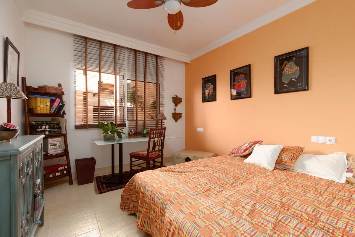 Middle Floor Apartment in Nueva Andalucía