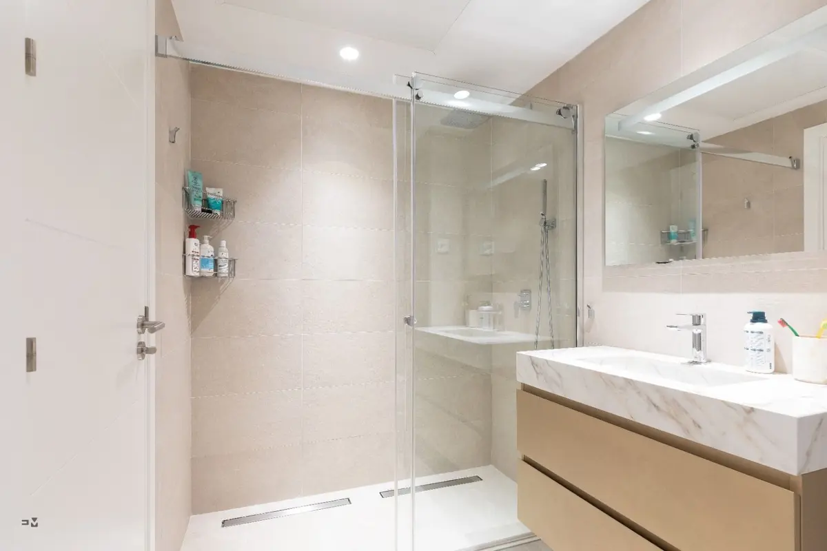 Middle Floor Apartment in Estepona