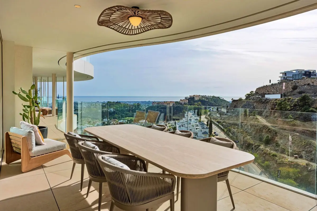 Ground Floor Apartment in Nueva Andalucía