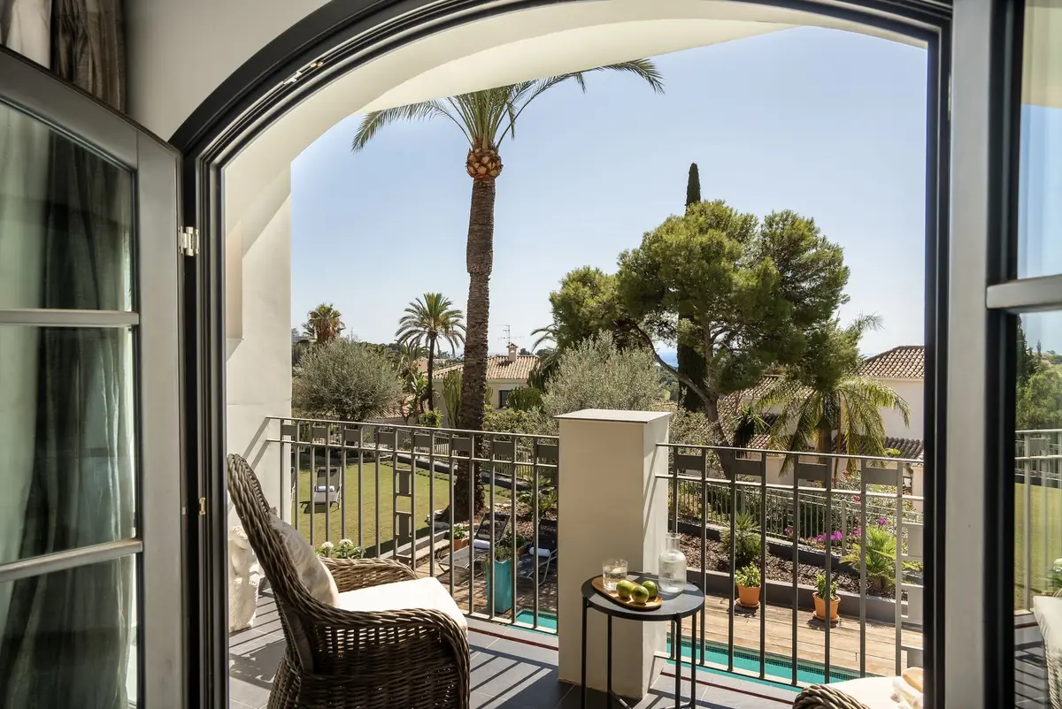 Detached Villa in El Paraiso