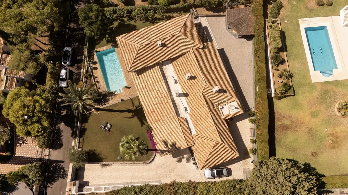 Detached Villa in El Paraiso