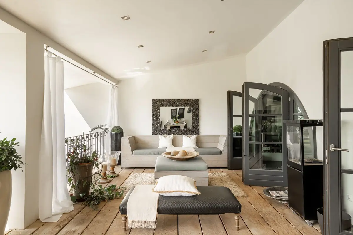 Detached Villa in El Paraiso