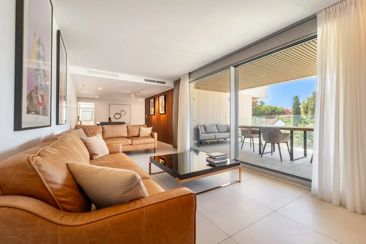 Middle Floor Apartment in Elviria
